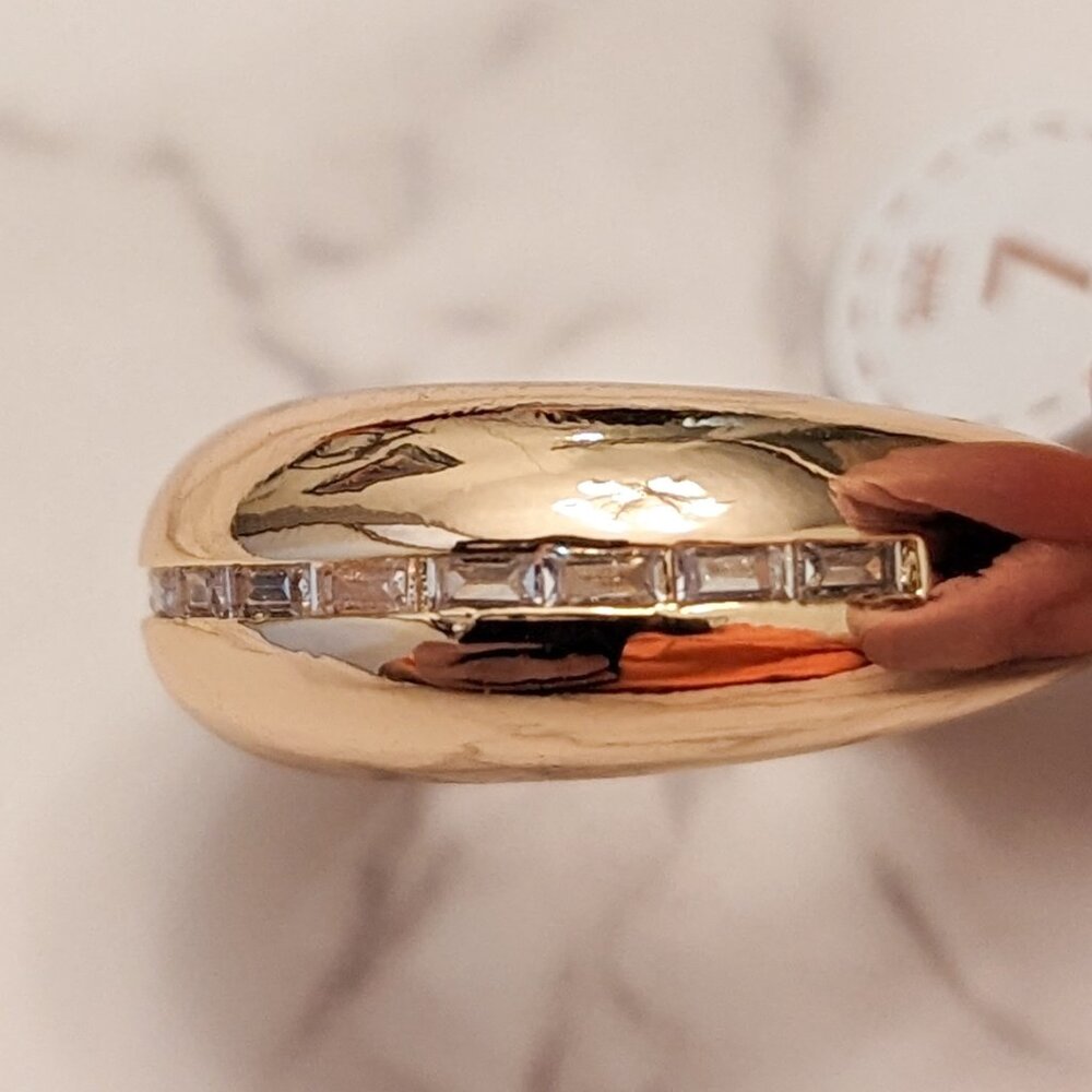 Anthropologie Signet Ring - Picture 7 of 10